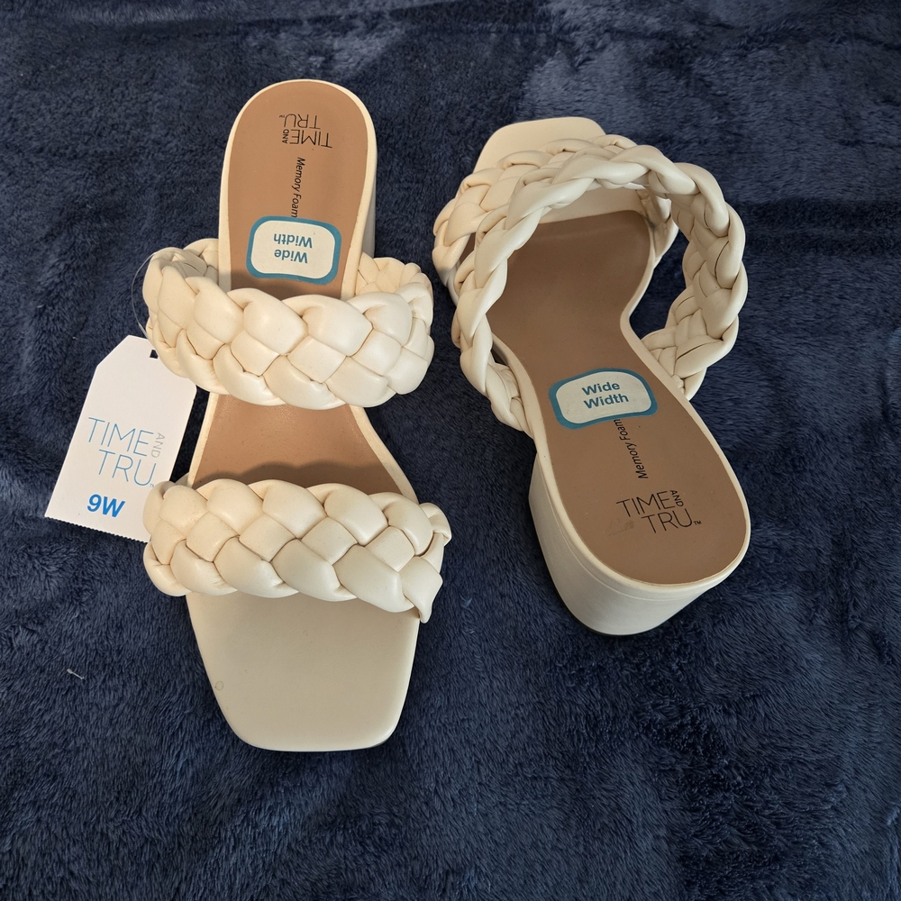 Time and Tru Women's Tan Braided Sandals